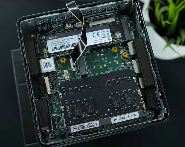 geekom mini it13 commentaire
